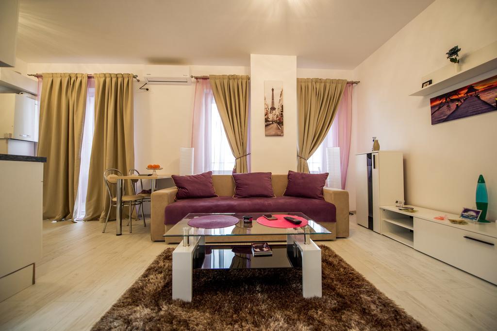 Apartament Criss Lotus Mamaia Kültér fotó